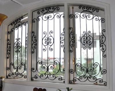 cơ sở sản xuất cửa sắt tại Tân Bình