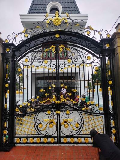 Cửa Cổng Sắt mỹ Thuật tại Quận Gò Vấp