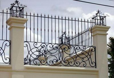 Làm Khung Bảo Vệ Cửa Sổ Sắt Mỹ Thuật Tại Quận 11