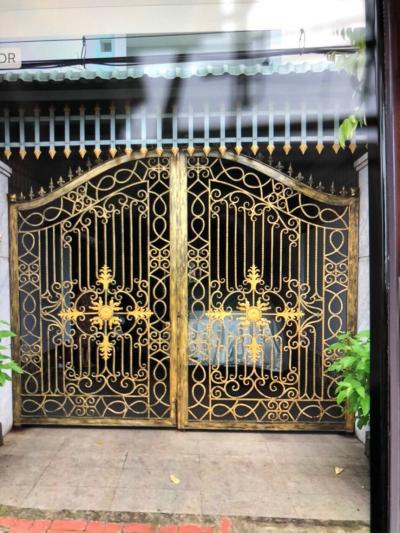 Nhận Thi Công Và Lắp Đặt Lan Can Ban Công Sắt Mỹ Thuật Tại Quận 5 Tp Hồ Chí Minh