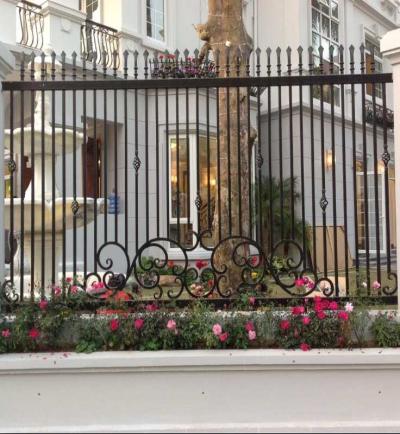 Xưởng Cửa Sắt Tại Quận 2